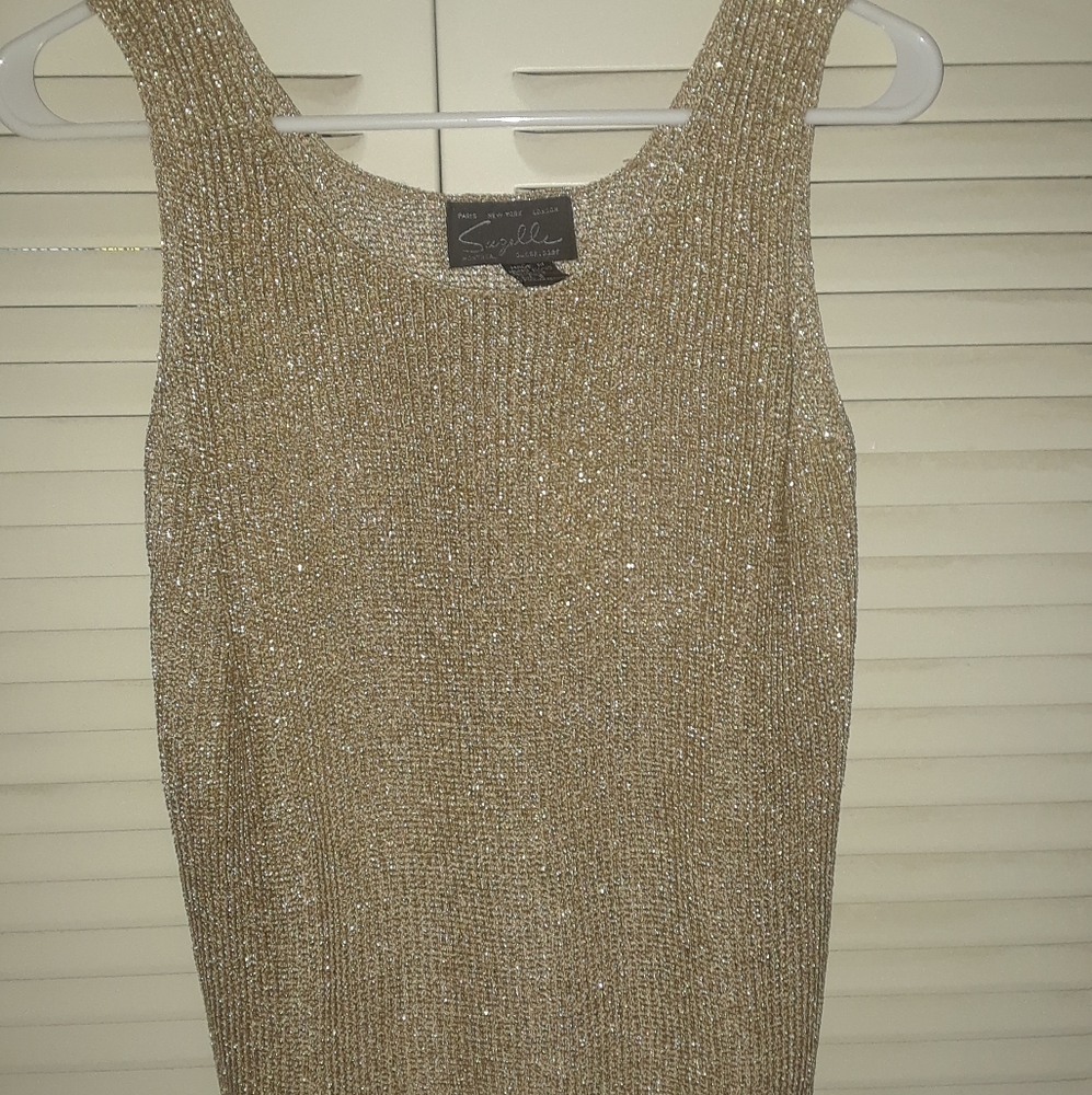 Suzelle sleeveless top.  Small GOLD